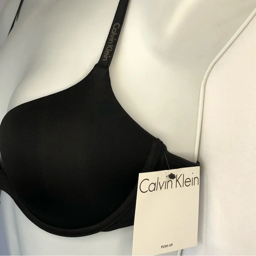 Calvin Klein Black Push Up Bra NWT - Picture 2 of 8